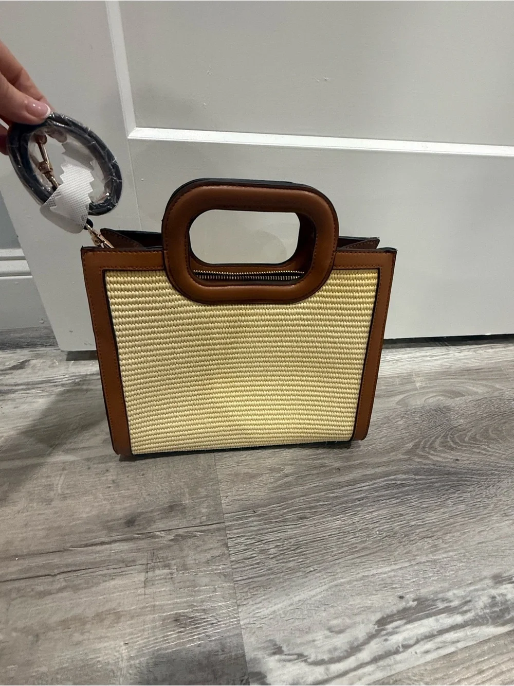 Jen and Co Woven Square Cutout Handle Purse Straw Tote with Brown Trim Crossbody